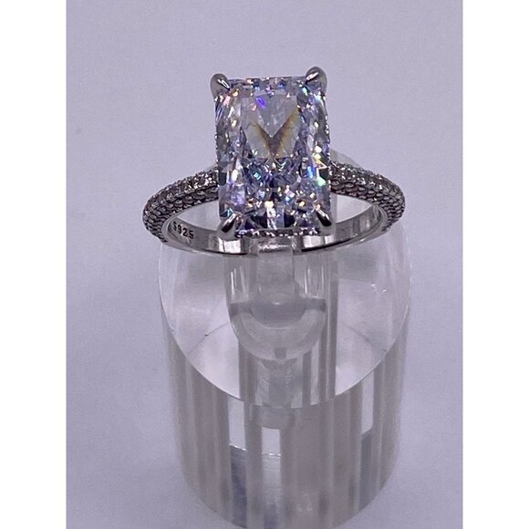 7.0ct Radiant Cut Engagement Ring, Simulated Diamond 925 Sterling Size 8.5 - Picture 4 of 12